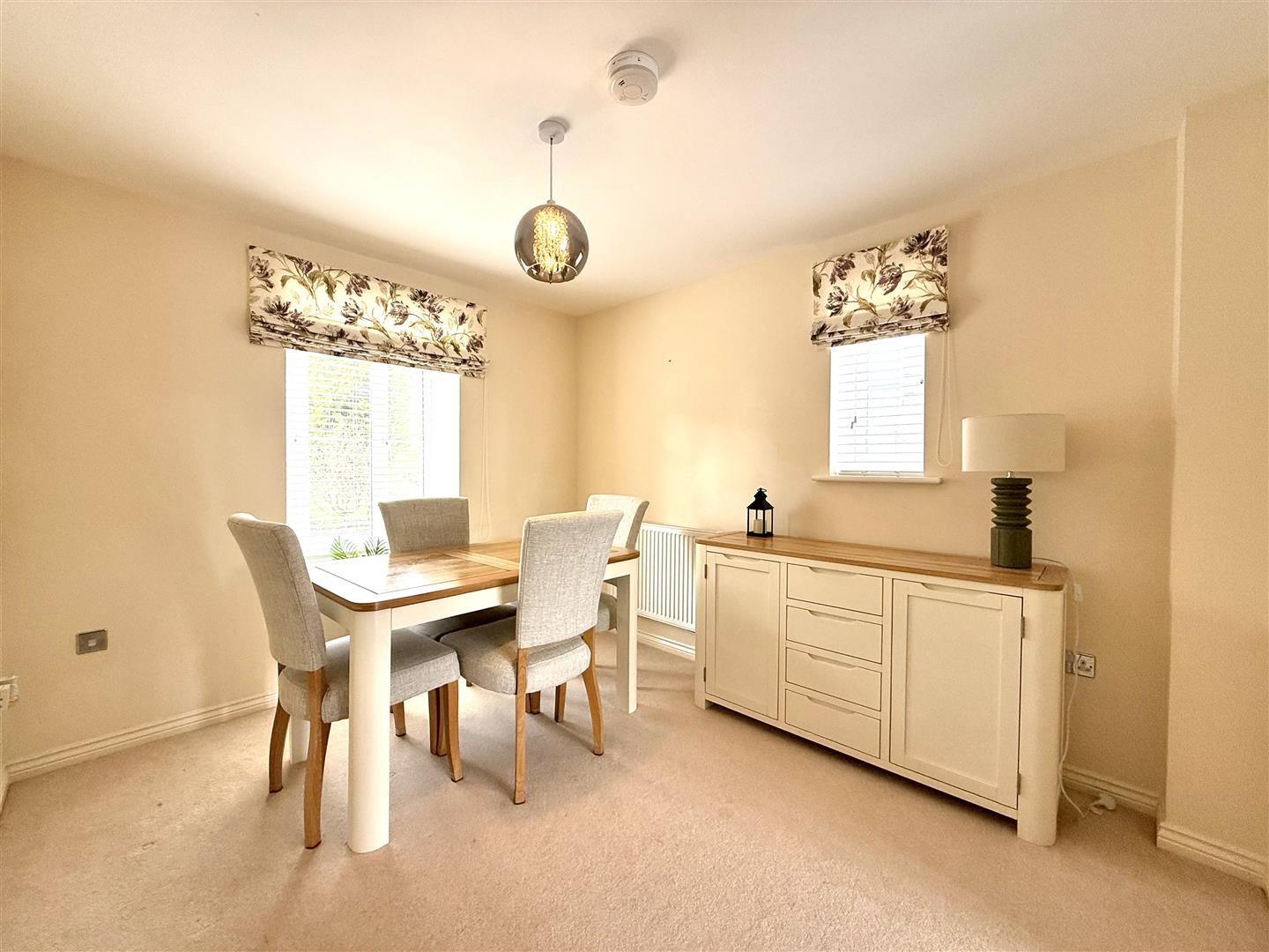 Y Deri, Sketty, Swansea, SA2 8ET